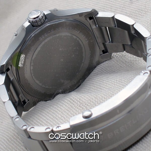 breitlingblue42 back